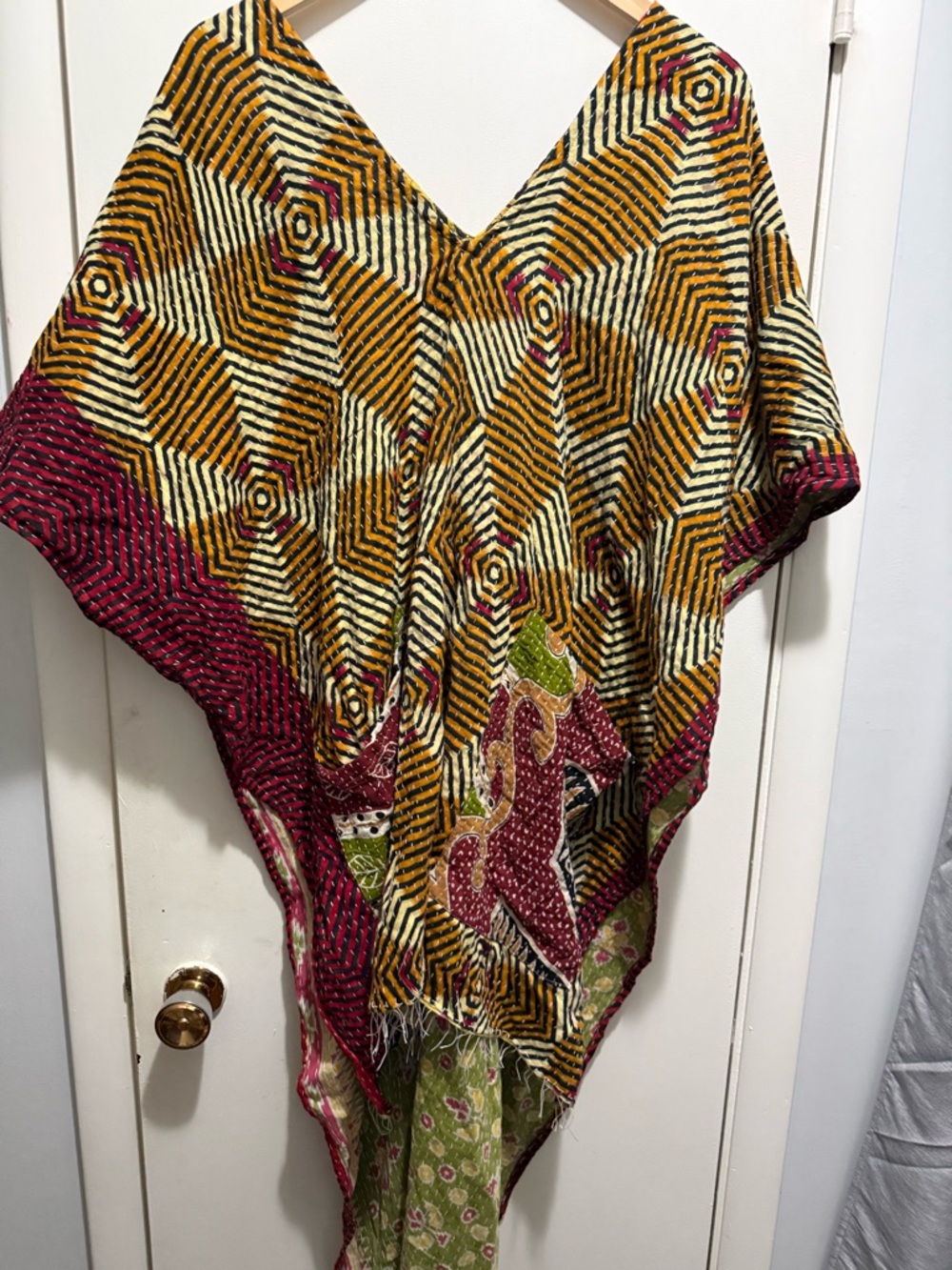 Kantha bae high low tunic top